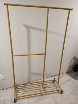 Clothes rack