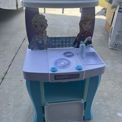 Disney Frozen Kitchen Play set 