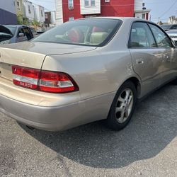 2000 Lexus ES 300