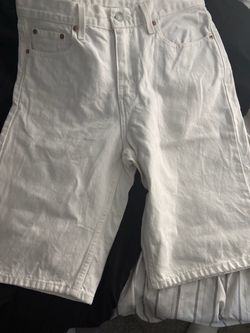 Levi white Jean shorts