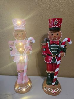 Viral gingerbread nutcrackers LED lights