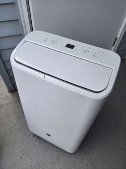GE Air conditioner - like new