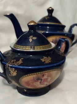 Limoges Style Cobalt Blue Teapot 2 piece Set