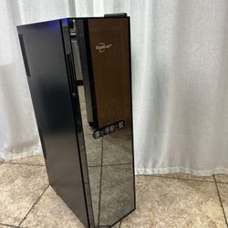 Koolatron 18 Bottle Wine Fridge