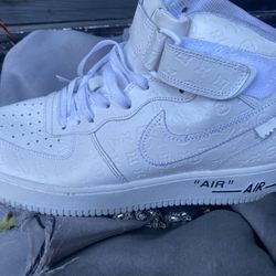 Loui Vioutton Nike Air Force One  Size10