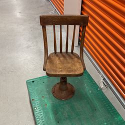Antique School House Pupil Chair Small