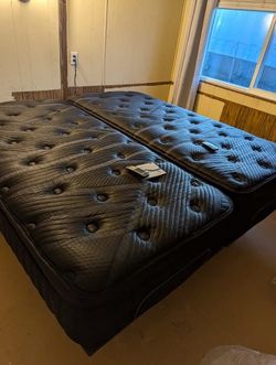 50-80% OFF RETAIL Luxury Mattress for Sale