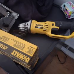 Dewalt 