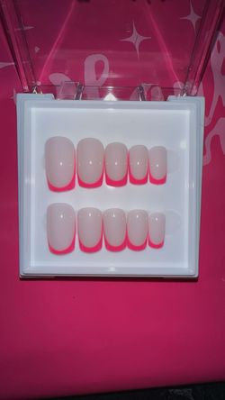 Press On Nails 