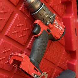 M18 FUEL 2804-20 HAMMER DRILL LIKE NEW TOOL ONLY