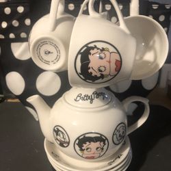 Betty Boop Tea Set