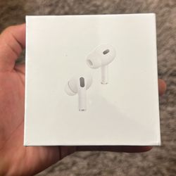 Earbuds for Iphone (usb-c) *MAKE OFFERS