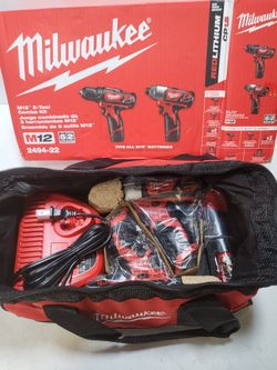 Milwaukee M12 FUEL 12-Volt Lithium-Ion Brushless Cordless Hammer Drill and Impact Driver Combo Kit w/2 Batteries and Bag (2-Tool)