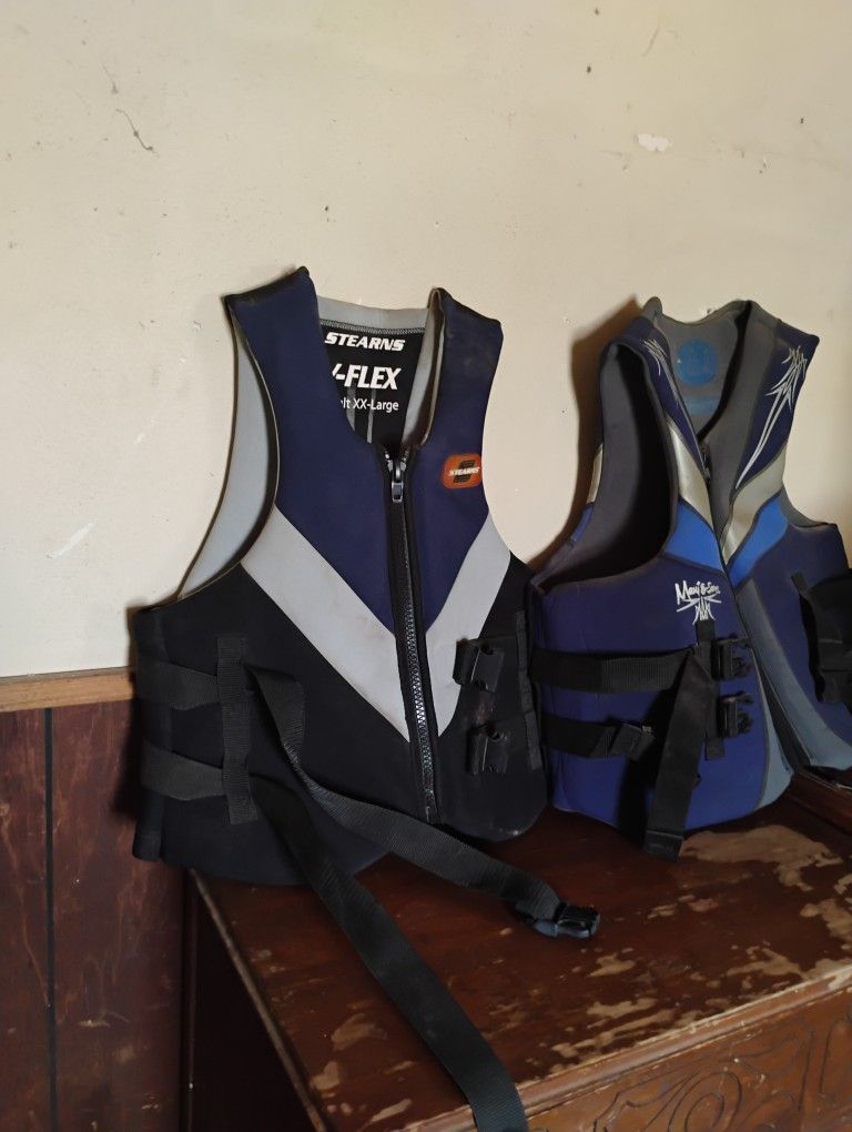 2 Adult Life Jackets 