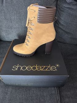 Size 9 Women’s Shoes