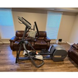 Precor EFX 5.23 Rear Drive Elliptical Trainer 