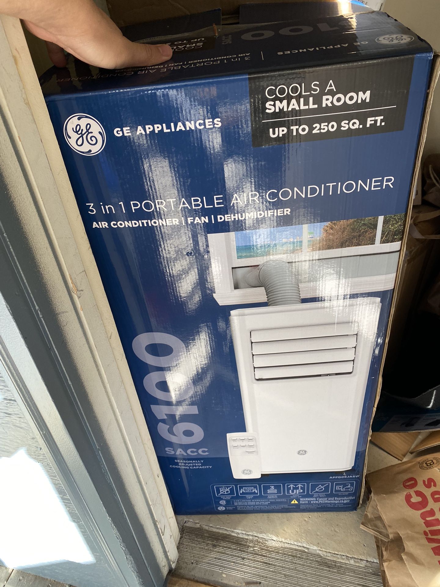 6100 BTU Portable Air Conditioner