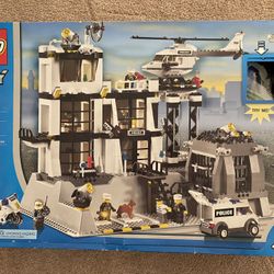 Lego Police Station Vintage for Sale in Humble TX OfferUp
