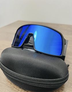 Oakley Sutro Black w/ Blue Prizm Lens