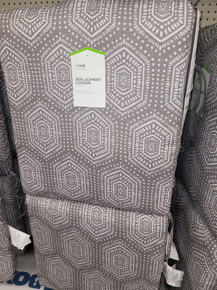 Beautiful Rod Iron Heavy Duty Bar Glass Table Chairs New Cushions Firm Price Great Deal Cushions Are Full Body Top And Back One Piece