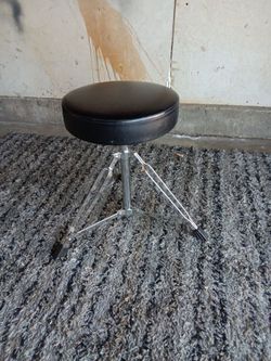 Drum seat