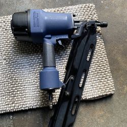 Air Nail Gun
