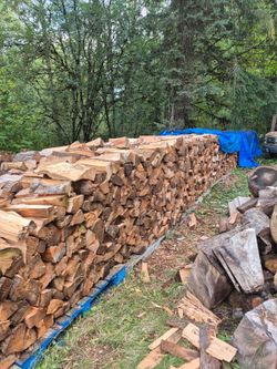 *SEASONED FIREWOOD*