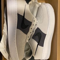 Nike Air Force 1 Size 7