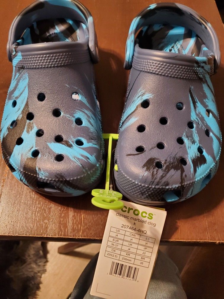 CROCS CLASSIC MARBLED CLOG KID SIZE 4