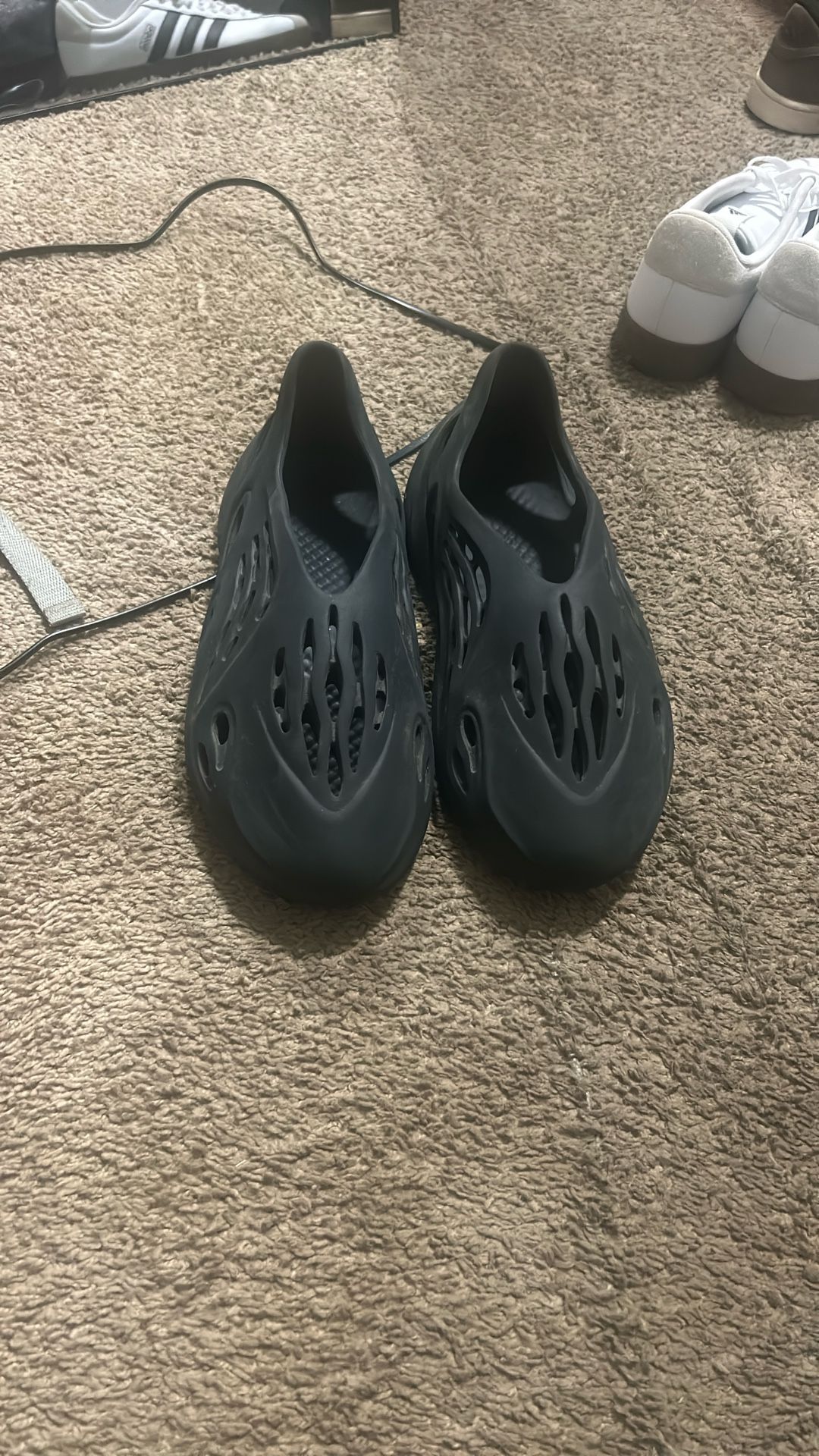 Foam Runners Size 14