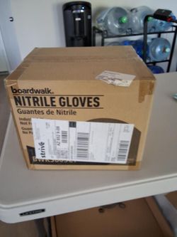🧤 NEW Boardwalk Nitrile Gloves – Size Small – Full Case
