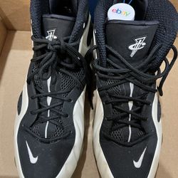 Nike Black White, Size: 11