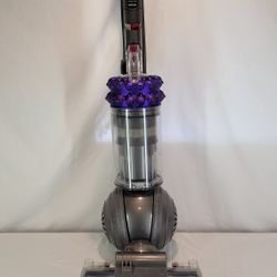 Cinetic Big Ball Animal + Allergy Upright Vacuum Cleaner 
