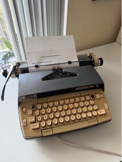 Electric typewriter