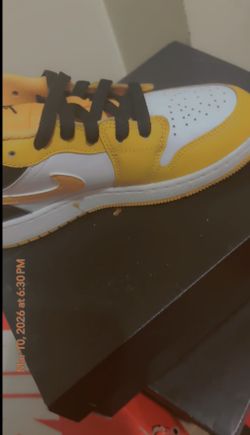 Size 4 Air Jordan 1 Low Taxi White