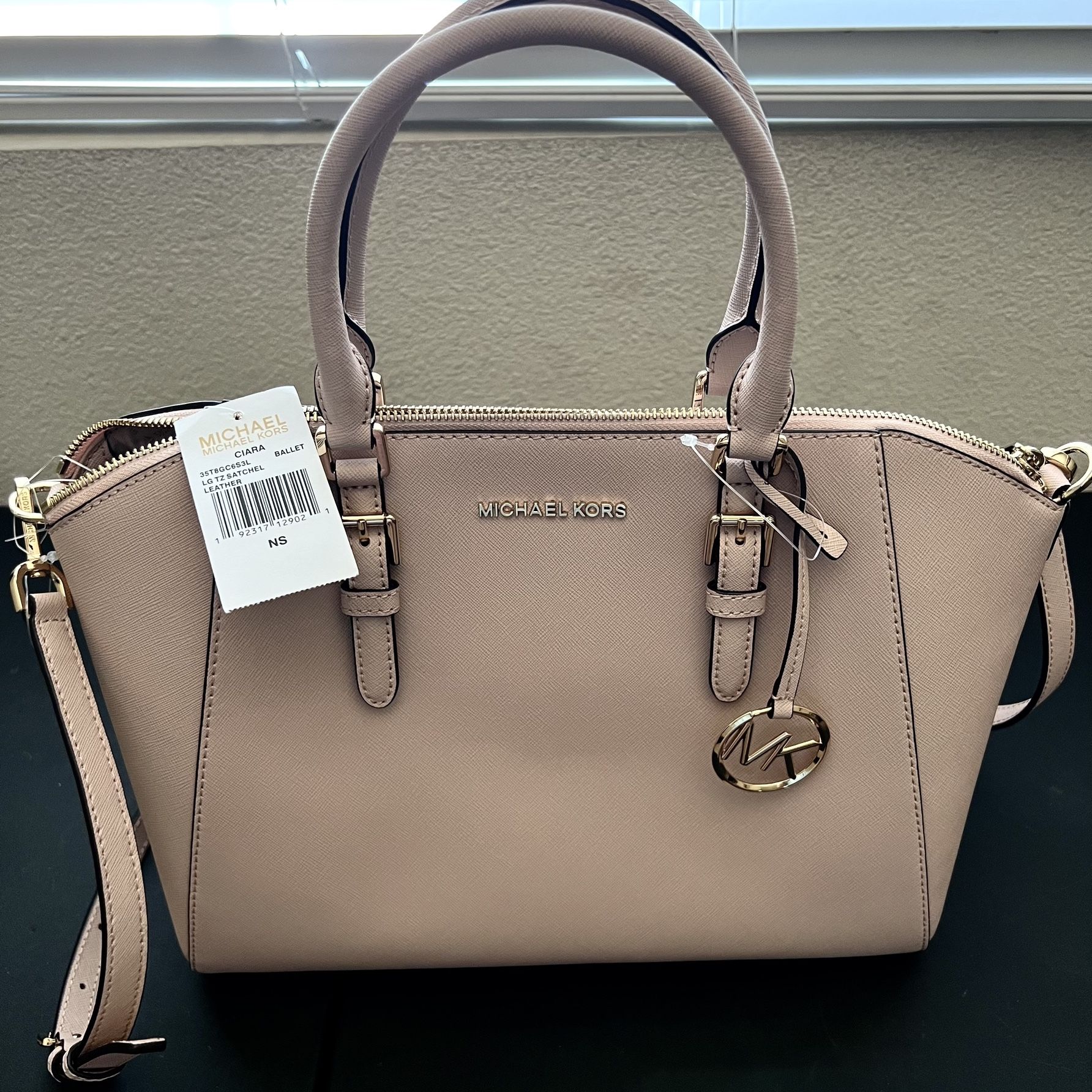 Michael kors store 35t8gc6s3l