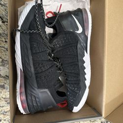 Lebron 18 “Bred”