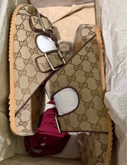 Gucci sandals