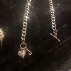 Juicy  Necklace And Lady Luck Bracket