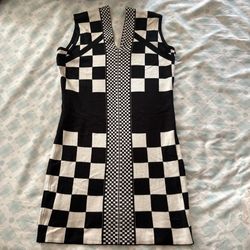 Black and white checkered sleeveless mini dress #checkerboard. 