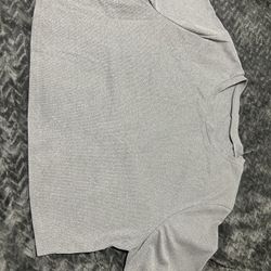 Grey Cropped Short Sleeve Top – Size Large 
