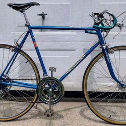 June 1980 Schwinn 27" Varsity 10 - Speed Road Bicycle