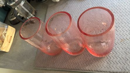 3 flowers vases glass