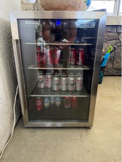 Wine Fridge - Mini Fridge