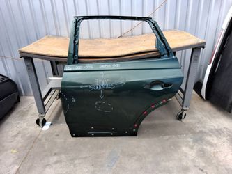 2021-2022-2023-2024-2025-2026 GENESIS GV80 LEFT SIDE REAR DOOR OEM USED #11986