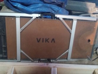 Vika Woodworking Table