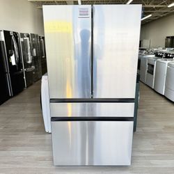 New Samsung - BESPOKE 23 cu. ft. 4-Door French Door Counter Depth Smart Refrigerator with AutoFill Water Pitcher - Stainless Steel Model:RF23BB8200QLA