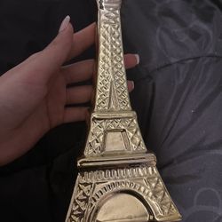 gold eiffel tower
