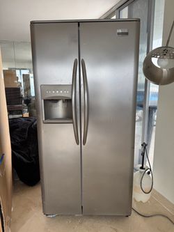 Frigidaire Professional Side-by-Side Refrigerator