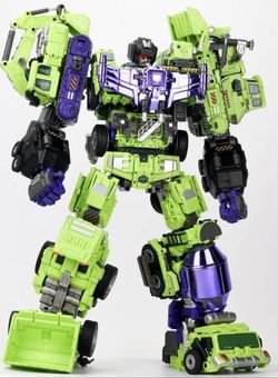 Generation Toy Devastator Transformer Limited Edition with Bonus